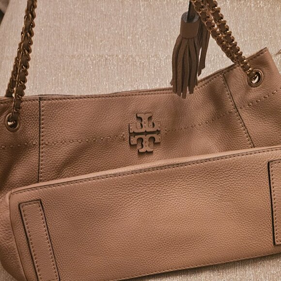 Large Pink Tory Burch Everyday Tote - Picture 2 of 4